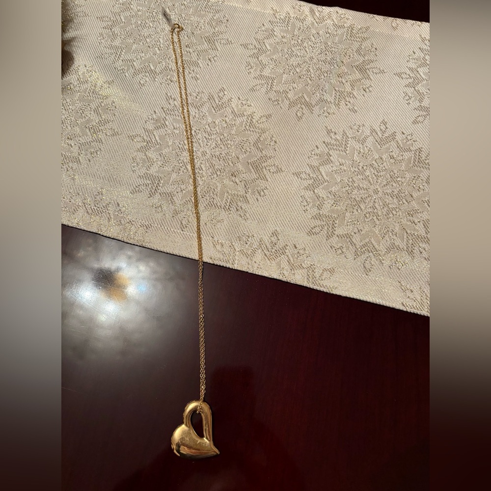 Vintage Gold Heart Pendant Necklace